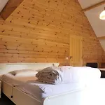 Cosy Sjalay Near The For 6-8 Persons Alpstuga *