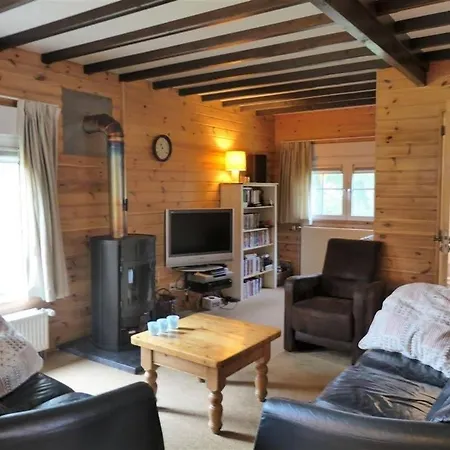 Cosy Sjalay Near The For 6-8 Persons Chalet
