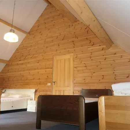 Cosy Sjalay Near The For 6-8 Persons Chalet