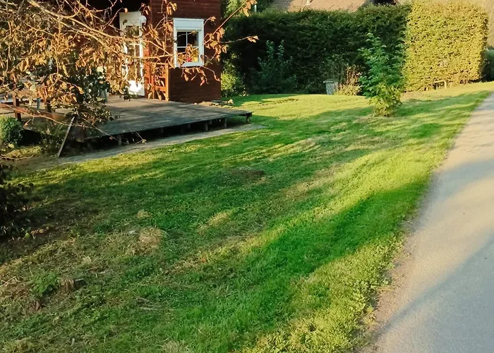 Cosy Sjalay Near The For 6-8 Persons Шале