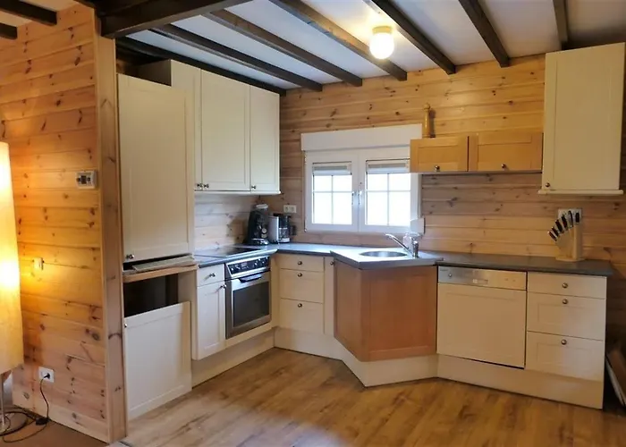 Cosy Sjalay Near The For 6-8 Persons Шале *