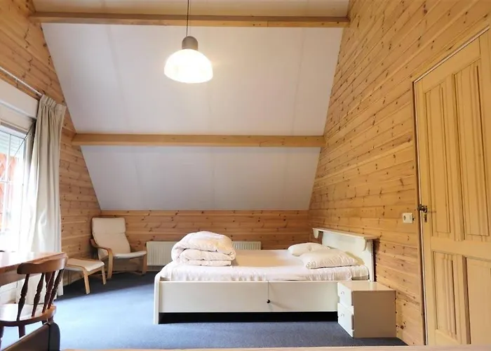 Шале Cosy Sjalay Near The For 6-8 Persons *