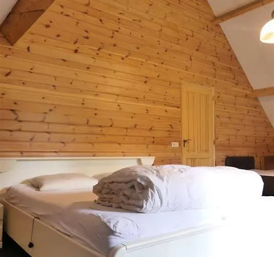 Cosy Sjalay Near The For 6-8 Persons Шале *