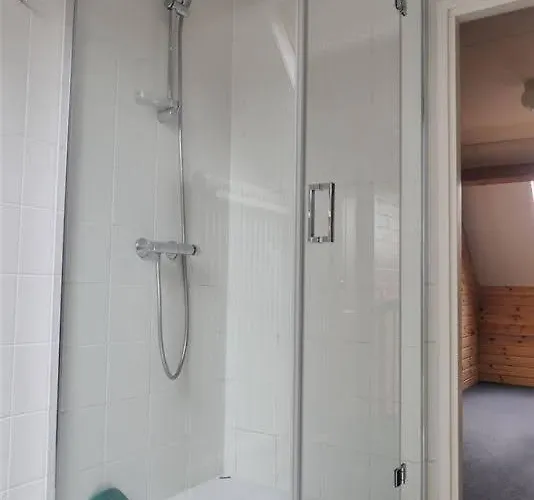 Cosy Sjalay Near The For 6-8 Persons Buchel