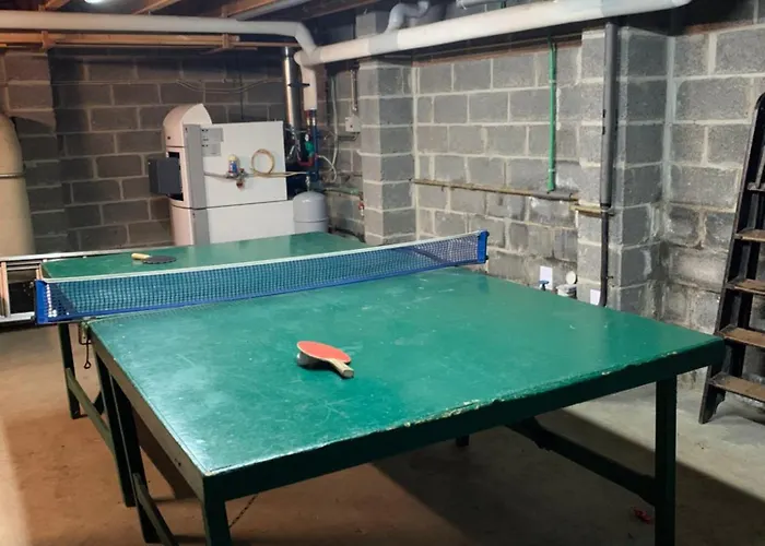 Cosy Sjalay Near The For 6-8 Persons Шале