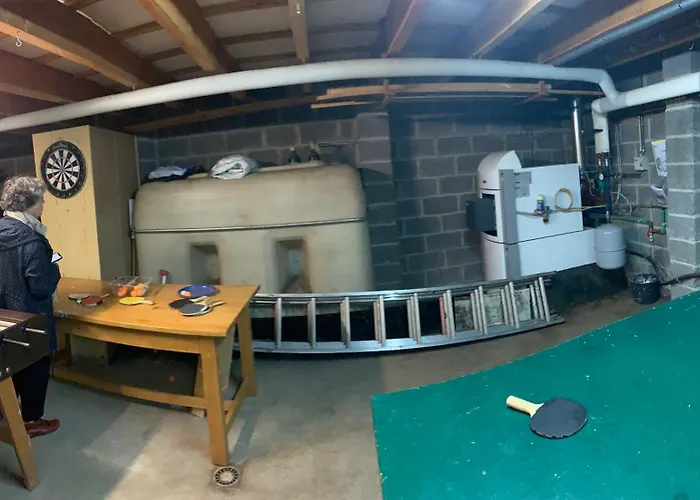 Cosy Sjalay Near The For 6-8 Persons Buchel